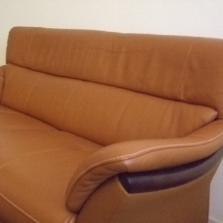 カリモク　二人掛けソファー