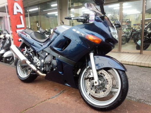 NO.2450　ＺＺＲ４００ Ｎ型　水冷４サイクル１６バルブ４気筒　ロングスクリーン付き　車検残Ｈ３２年８月まで　☆彡