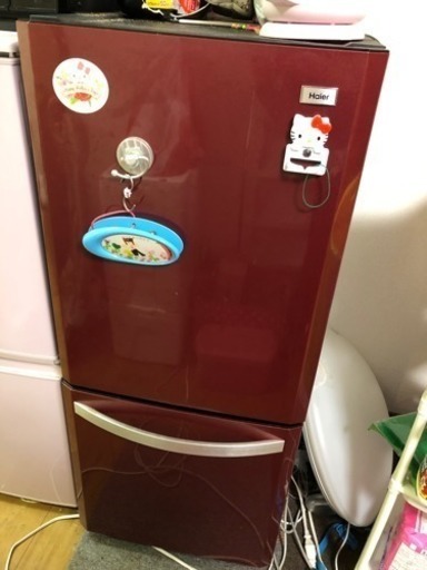 Haier 冷蔵庫  赤色