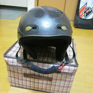 ヘルメット【BURTON、RED】