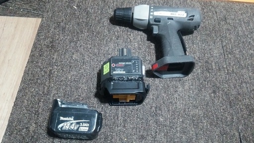 泉精器　IZUMI　BP-12E　12Vバッテリー用マキタバッテリーアダプター