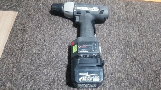 泉精器　IZUMI　BP-12E　12Vバッテリー用マキタバッテリーアダプター