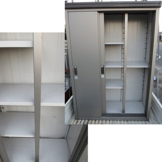 中古　物置 　3枚扉　鍵2個付き　　幅１３５　奥行５１．５　高さ１９５．５（ｃｍ）