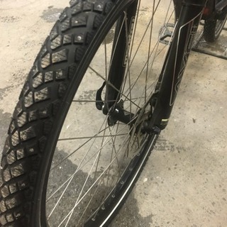 haro マウンテンバイク スパイク付き Vシリーズ 26インチ ディスクブレーキ