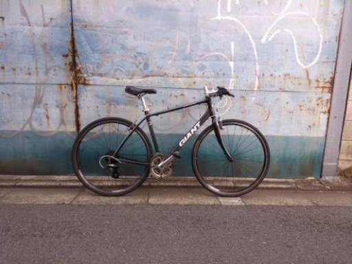 2017年モデル　Giant R3  Mサイズ　　直接引取のみ