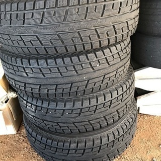 215/70R16 ヨコハマ ジオランダー スタッドレスタイヤ4本 バリ山！2015