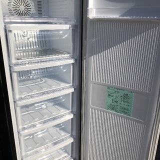 年末年始の買い出しストックに‼️ にくいねっ‼️MITSUBISHI❤️冷凍庫 美品✨