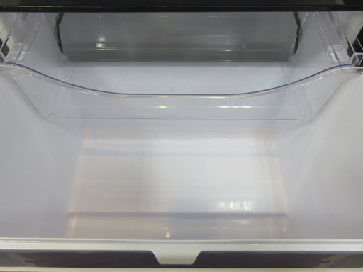 取りに来れる方限定！2017年製AQUAの4ドア冷蔵庫です！