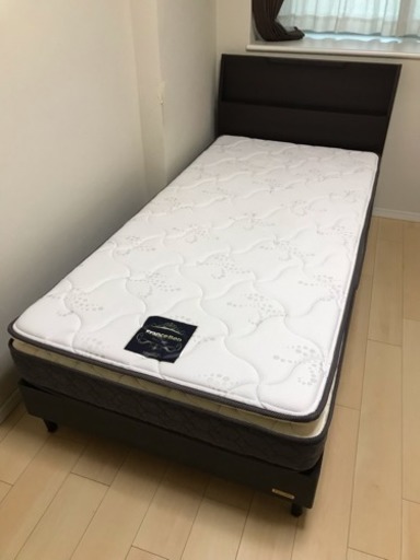 大人女性の フランスベッド 超美品 シングルベッド