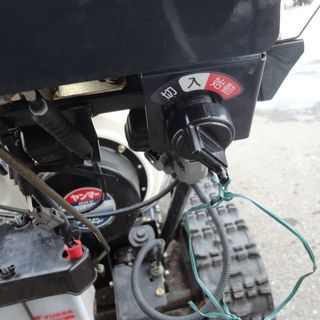 YAMMER ヤンマー 除雪機  Je-1071H セルスタート リコイル式 排雪 冬