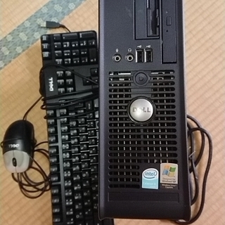 パソコン本体とマウスとキーボード