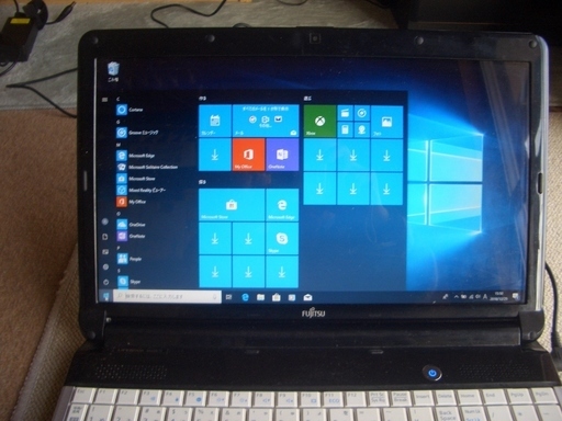 Core i3 ノートパソコン　富士通　LIFEBOOK　AH530/3B