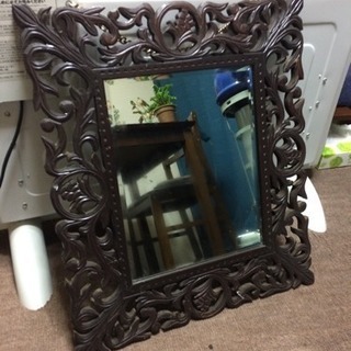 木枠の鏡