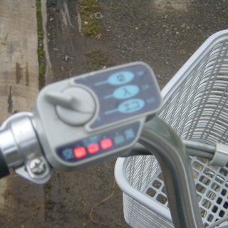 ブリジストン　Assista　２４インチ電動アシスト自転車　バッテリー３個付き