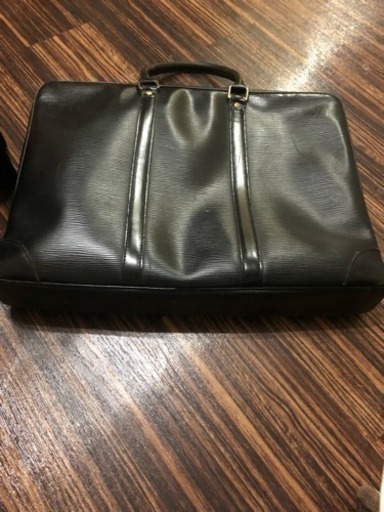 最終値下げ【LOUIS VUITTON 黒エピ ブリーフケース】