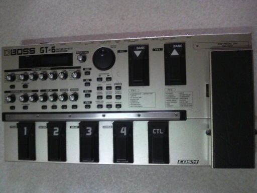 BOSS GT-6 マルチエフェクター エフェクタケース付き〈発送も可･代引き〉