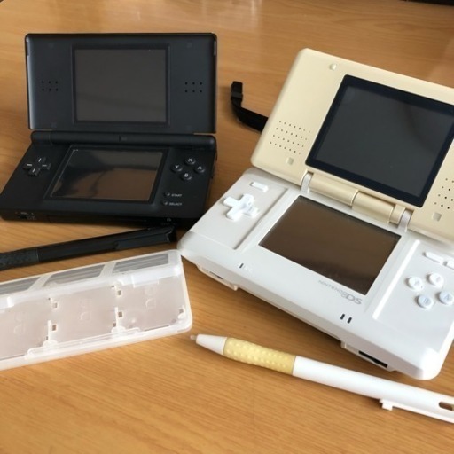 Ds Dslite ペン２本 カードケース たくさんのお問い合わせありがとうございました ちぃ 扇大橋のポータブルゲーム ニンテンドーds 3ds の中古あげます 譲ります ジモティーで不用品の処分
