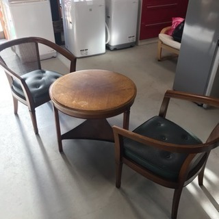 マルニのテーブル+椅子のセット
