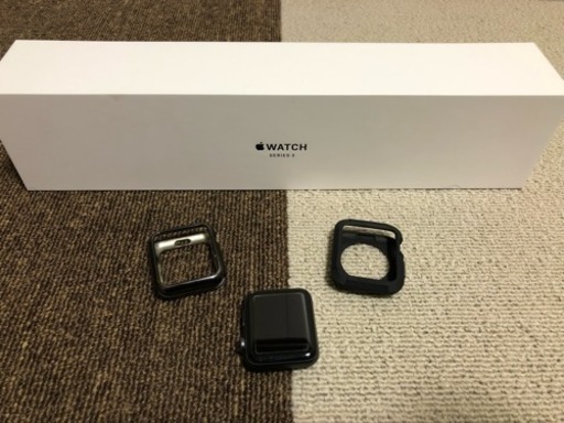 ［美品］Apple Watch series3 スペースグレイ 42mm GPSモデル おまけ付き