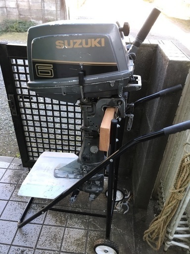 SUZUKI−6馬力船外機2サイクルS足