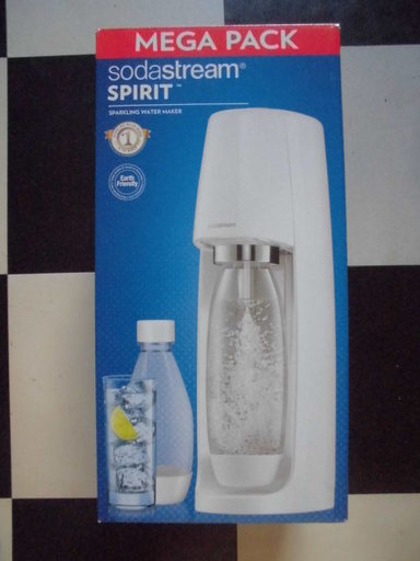 ソーダストリーム SodaStream スピリット MEGA PACK 炭酸水メーカー 白