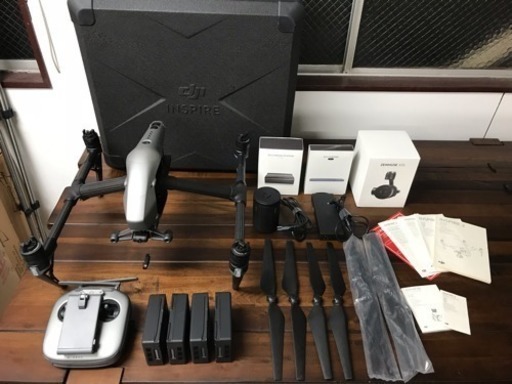 国内正規品～DJI INSPIRE2 ドローン 中古美品 インスパイア2 4K 5.2K Cinema DNG Apple ProRes 最高速度94キロ 空撮ドローンの最高峰モデル