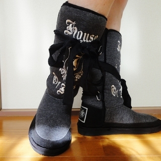 JUICY COUTURE ダークグレー ロゴ ブーツ size 7