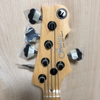 フリーダム freedom ライノ 5弦 Rhino 新品同様