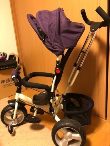 舵取り棒付き 三輪車 白