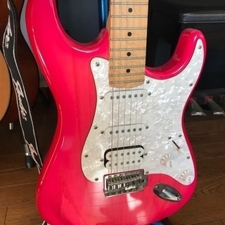 SPEAR GUITAR ストラトタイプ