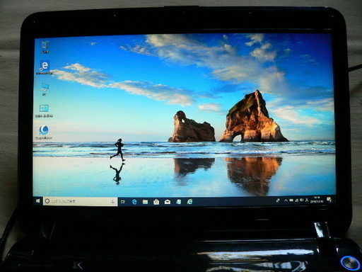 富士通　LIFEBOOK PH50/E Win10/office