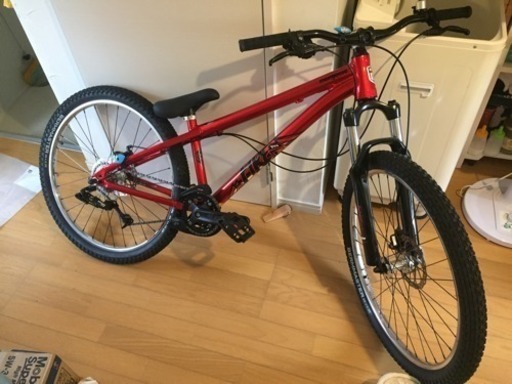 マウンテンバイク mongoose fire ball 2017
