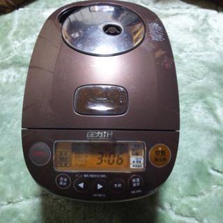 【値下げ】ZOJIRUSHI 圧力IH炊飯ジャー