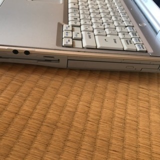 ノートパソコン FM-V