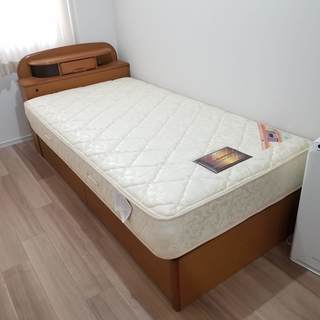 ニトリ製のシングルベッド