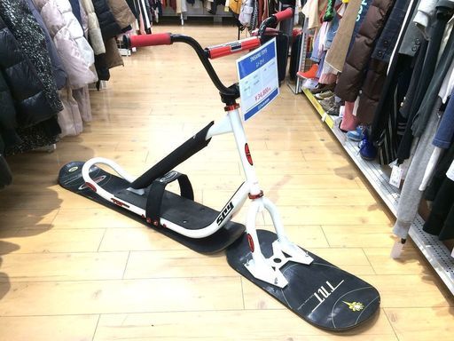 INSANE TOYS SSTNTのスノ－スクート入荷しました！