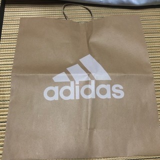 adidasの袋