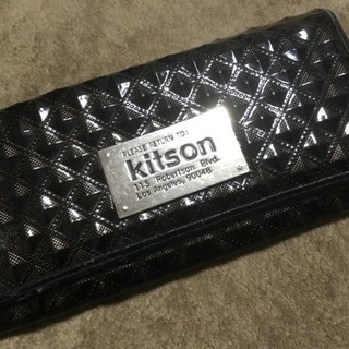 キットソン財布