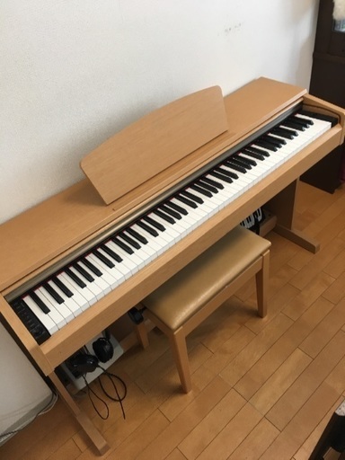 電子ピアノ
