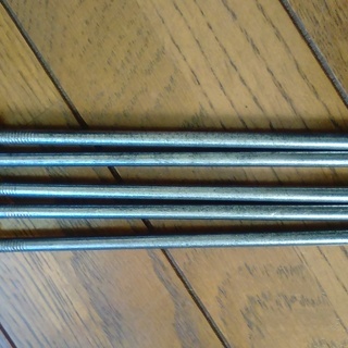 防草シートを張る際のピン・留め杭に最適。