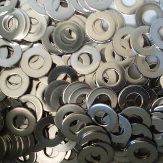 防草シートを張る際のピン・留め杭に最適。