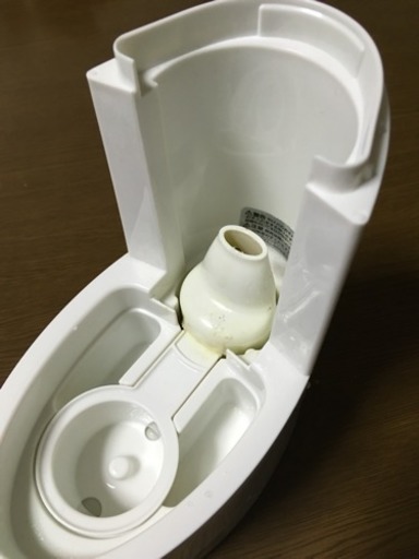 アイリスオーヤマの加熱式加湿器 あた こどもの国の季節 空調家電 加湿器 の中古あげます 譲ります ジモティーで不用品の処分