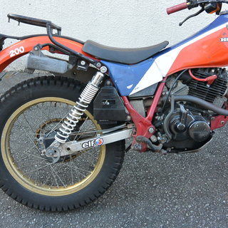 TLR200