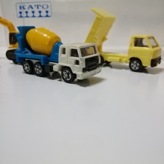 Katoミニカーケース油圧ショベルダンプトラックミキサー車振動ローラーブルドーザークレーン車レッカー車ダンプ8台 希少品 すのーどろっぷ 船橋の ミニカーの中古あげます 譲ります ジモティーで不用品の処分 Katoミニカーケース油圧ショベルダンプトラックミキサー車振動ローラーブルドーザークレーン車レッカー車ダンプ8台 希少品 すのーどろっぷ 船橋の ミニカーの中古あげます 譲ります ジモティーで不用品の処分