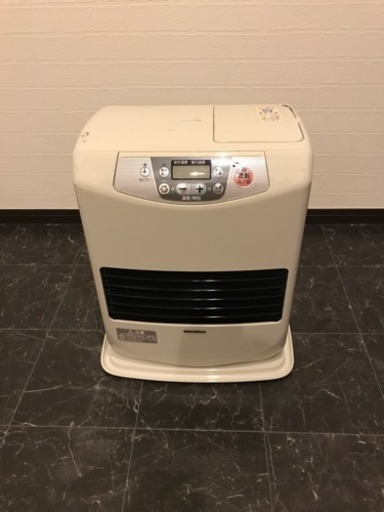 コロナ ストーブ+ 灯油容器