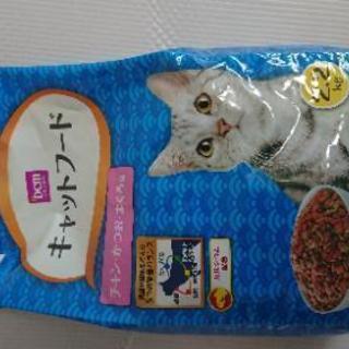 ねこちゃんのエサ  2.2㎏