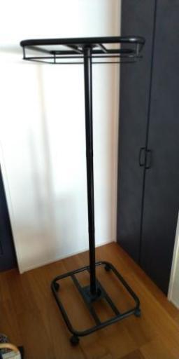 最終値下げ ハンガーラック 回転可能