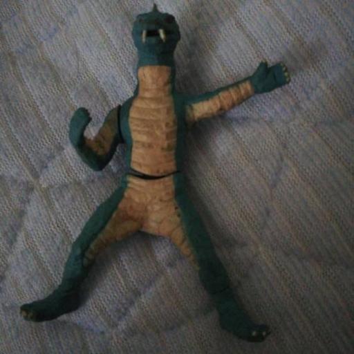 仮面ライダー トカゲ怪人 ルーク 中央のおもちゃの中古あげます 譲ります ジモティーで不用品の処分