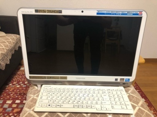 TOSHIBA パソコン  型番:東芝 t712/v3gw
