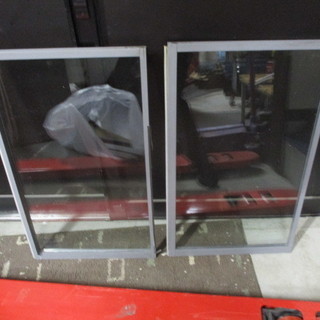 冷凍庫のドアガラス左側と右側のセット